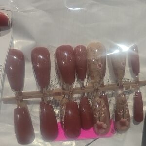 Floral Brown Press-On Nails